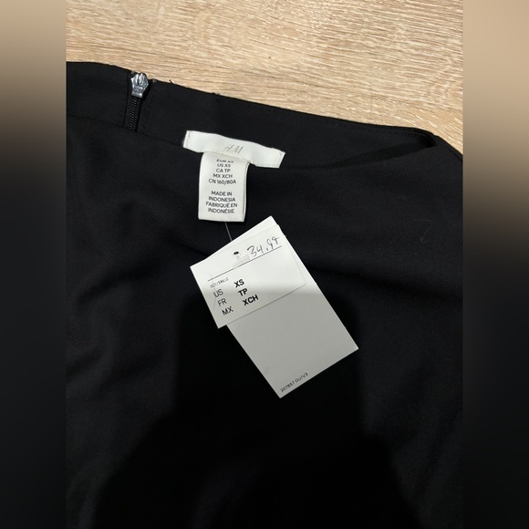 H&M Belted Twill Dress - Picture 7 of 8